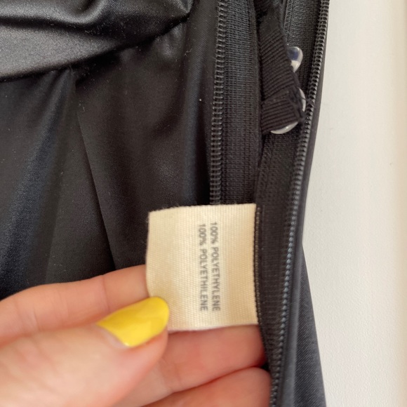 Elizabeth and James satin jumpsuit. Size 2. - Picture 9 of 9